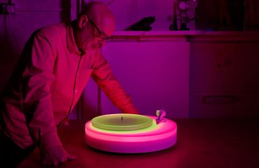 Illuminated Turntable