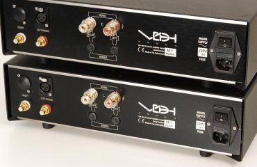 High-end mono amplifiers